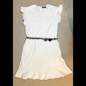 White Express Dress with Decorative Belt